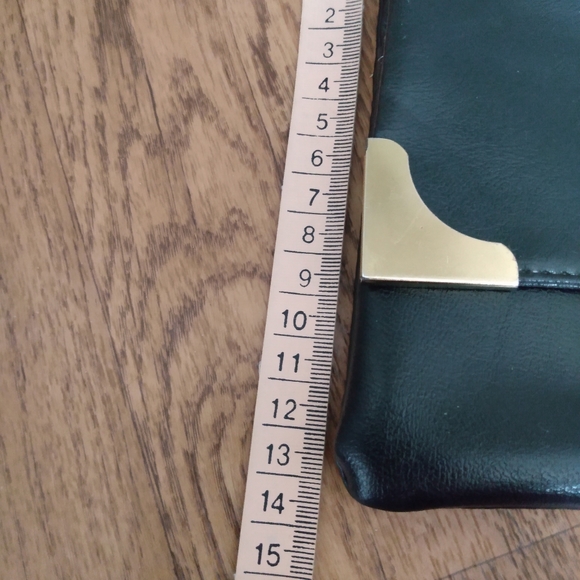 3/$15 Black clutch bag - Picture 8 of 9